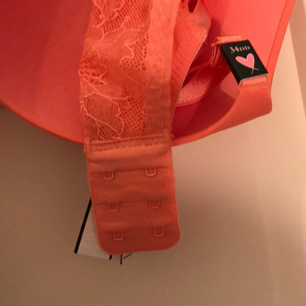VS THE T-SHIRT Light Push-up Perfect Shape Bra 34E (DD) - Picture 6 of 10